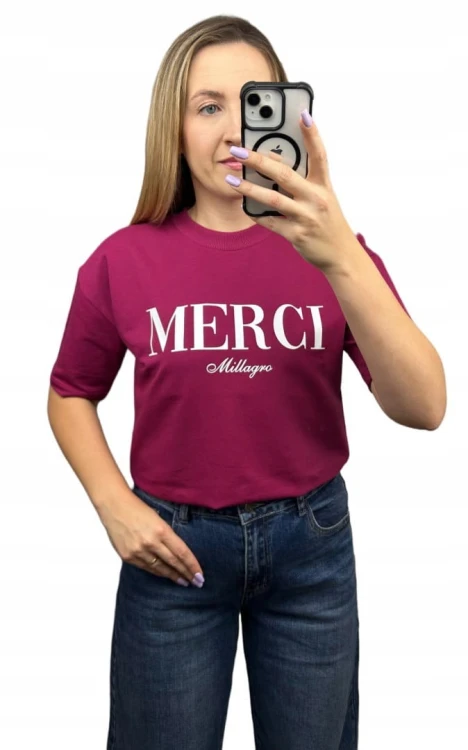 Buraczkowy t-shirt biały napis oversize bawełniany Millagro- MERCI